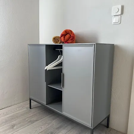 아파트 Filmreif, Hollywood Meets Urlaub, Mit Sauna Und Whirlpool *