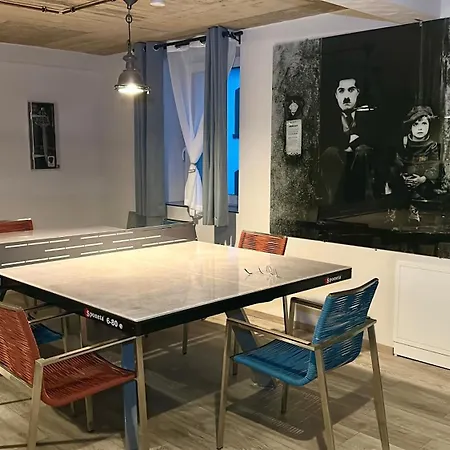 Filmreif, Hollywood Meets Urlaub, Mit Sauna Und Whirlpool