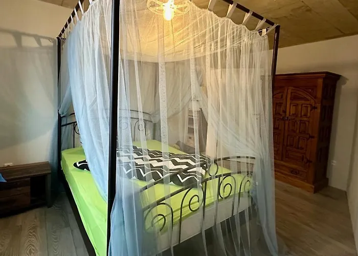 Appartement Filmreif, Hollywood Meets Urlaub, Mit Sauna Und Whirlpool