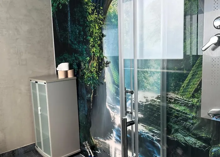 Filmreif, Hollywood Meets Urlaub, Mit Sauna Und Whirlpool Dahlem (Euskirchen)